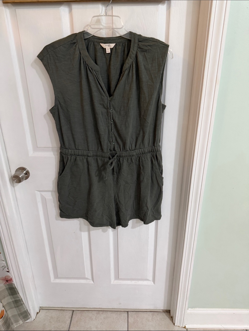 Terra & Sky Olive Sleeveless Drawstring Romper